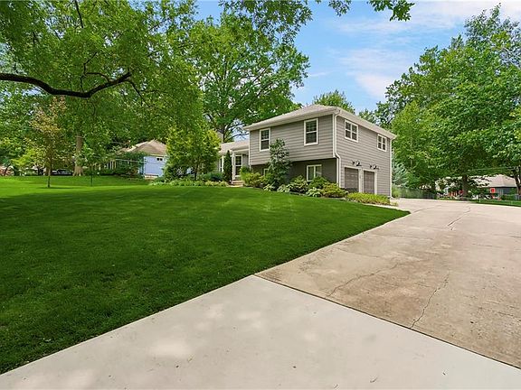 3rd image of 9104 Ensley Ln