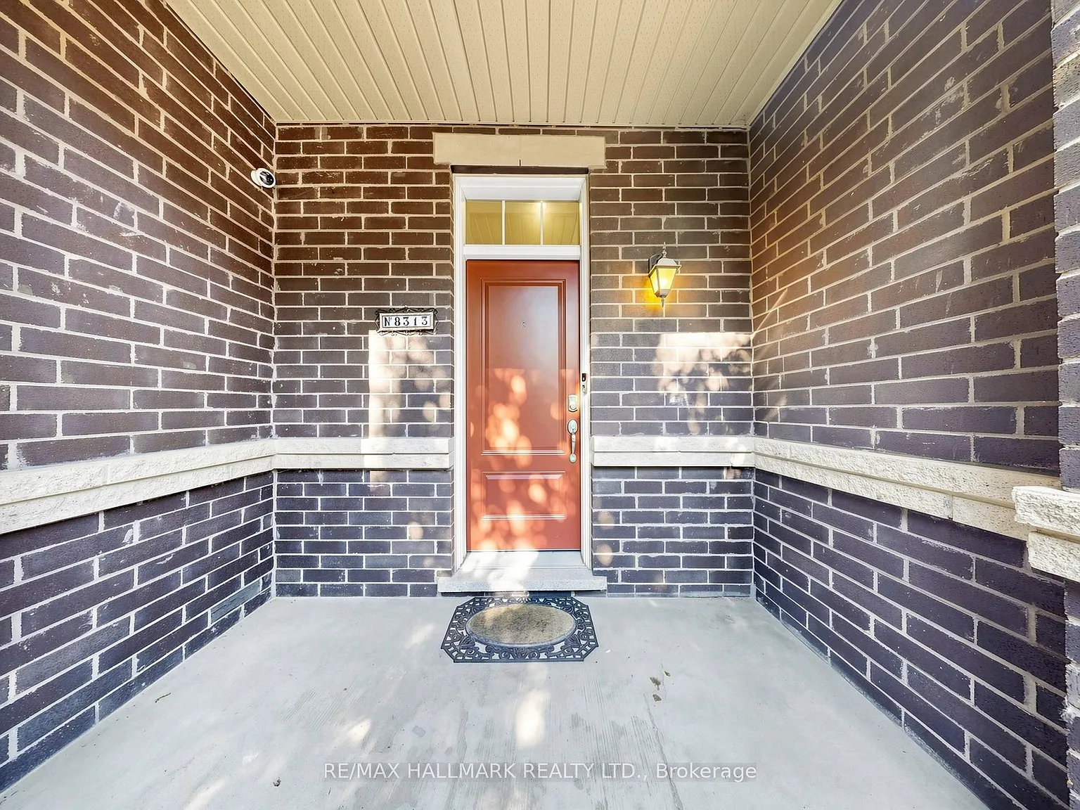 3 bed, $4,200 — Photo 3