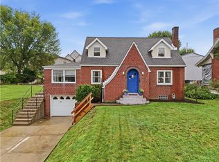 210 N Haft St, Houston, PA 15342