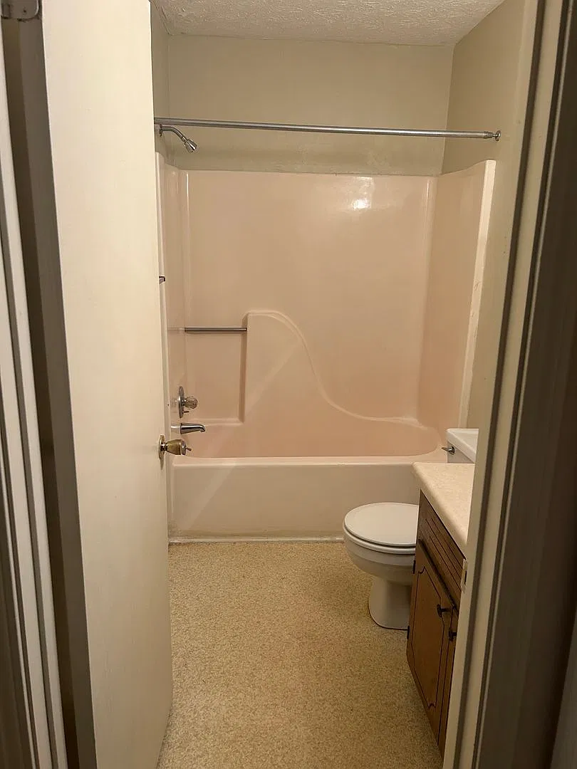 Campus View Apt-Walking Distance to UGA! — Photo 2