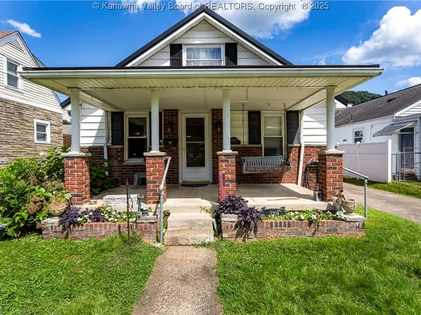 3308 W 5th Ave, Belle, WV 25015