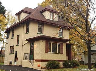 12 Maplehurst Rd, Rochester, NY 14617