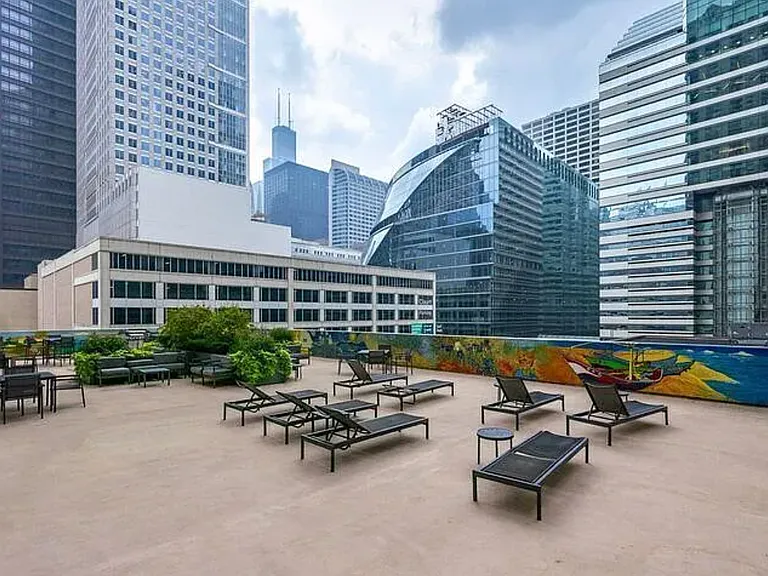 200 N Dearborn St #3407 — Photo 24