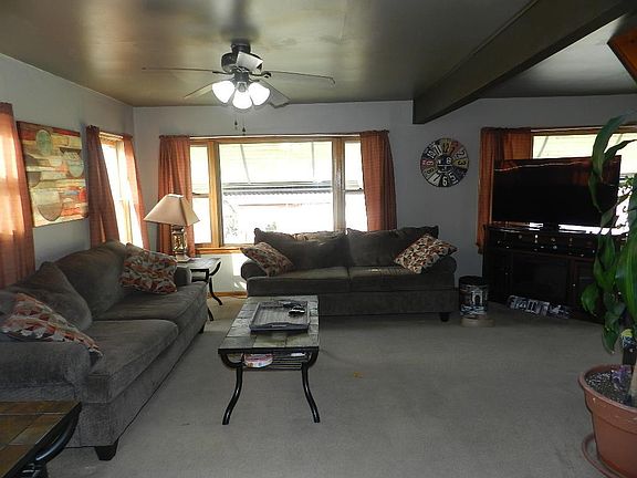 4th image of 7747 Riverview Ave