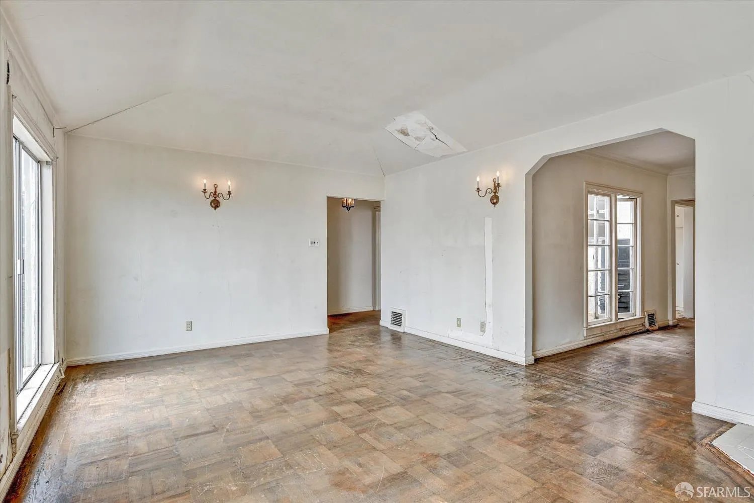 807 Teresita Blvd - Photo 4