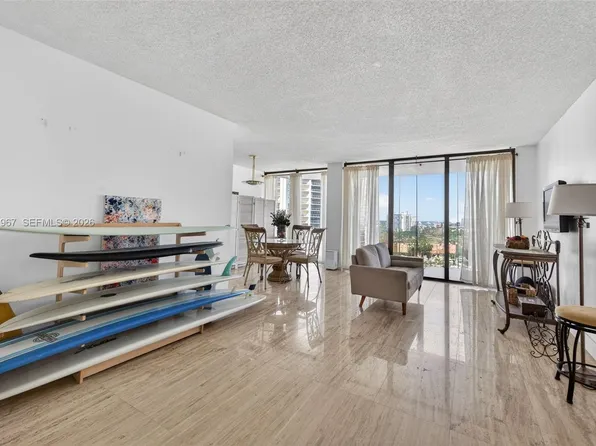 19355 Turnberry Way APT 17C, Aventura, FL 33180