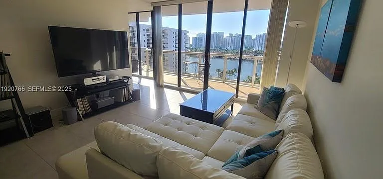 3600 Yacht Club Dr #1204 — Photo 41