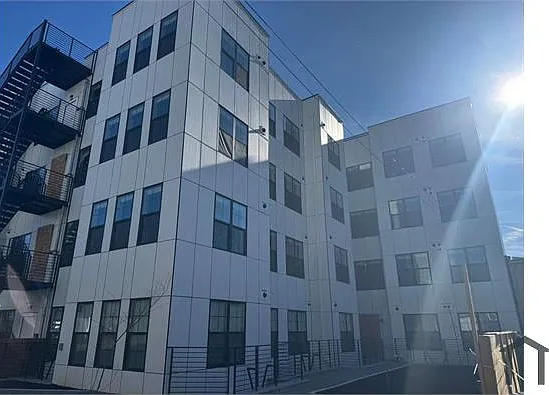 1812 H Pl NE #1 BD — Photo 7