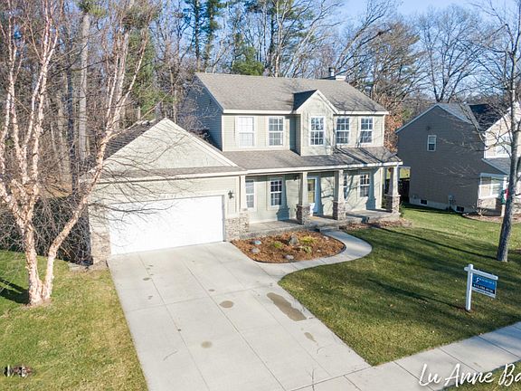 2nd image of 2193 Hollyhock St NE