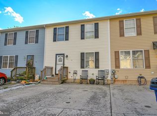42 Red Bird Ln, Gettysburg, PA 17325