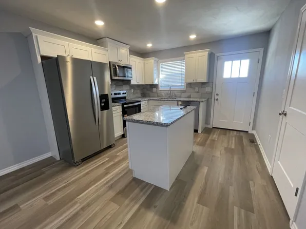 10 C St, Kimberling City, MO