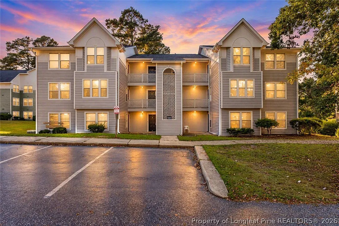 2 bed, 2.0 bath, 1145 sqft, $1,200 — Photo 1