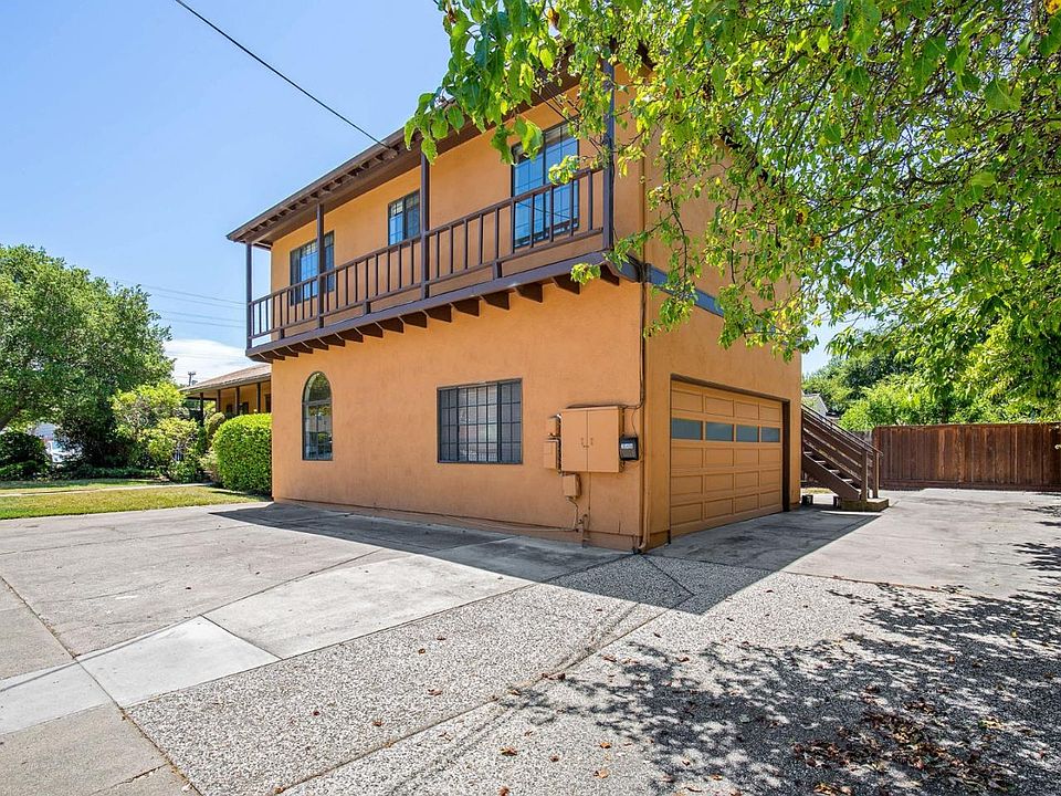 1st image of 3040 Flores St