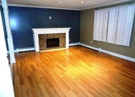 Additional Living Room