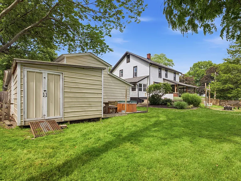 3866 Hile Rd — Photo 32