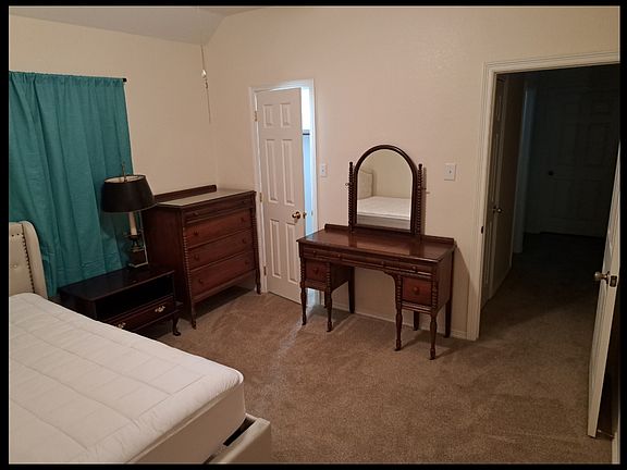 2nd image of 3101 Irvine Dr
