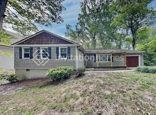 400 N Sharon Amity Rd, Charlotte, NC 28211