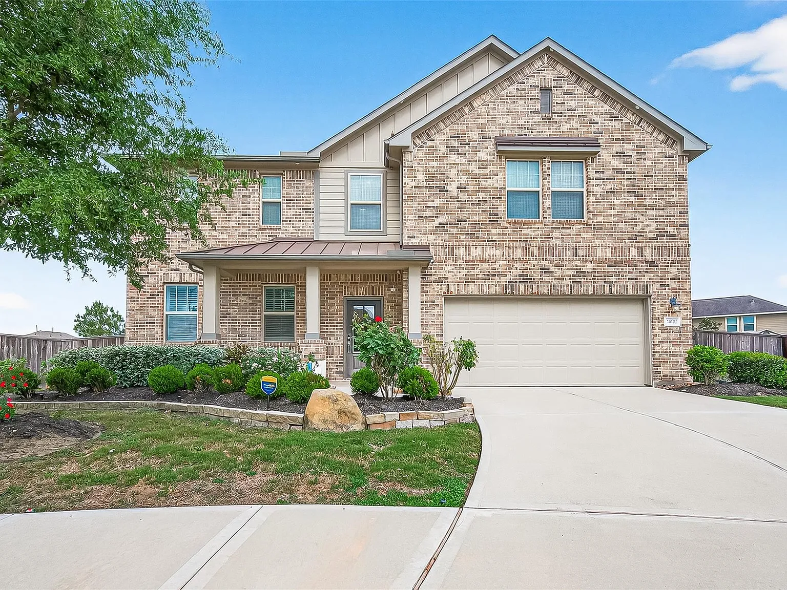 4 bed, 3.5 bath, 3167 sqft, $4,000 — Photo 2