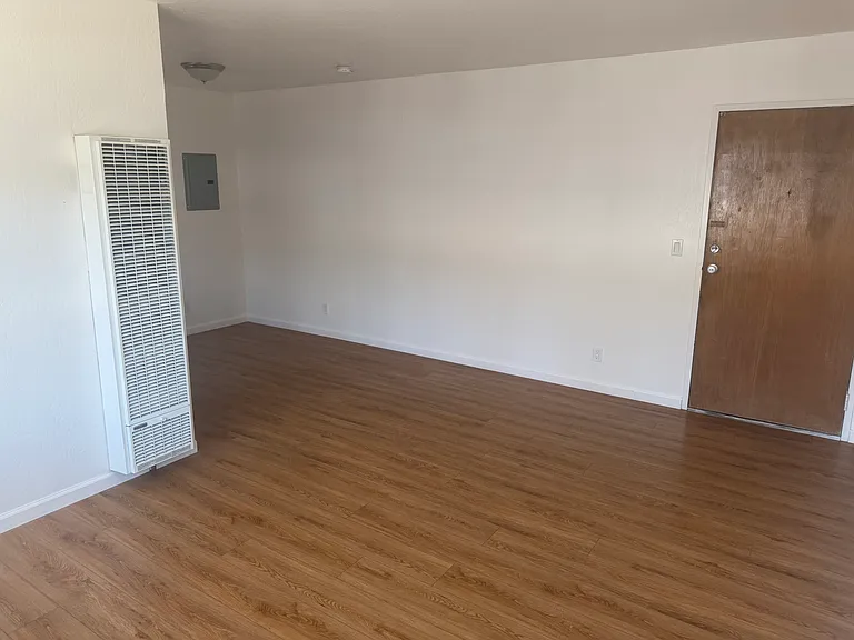 Lots of space in this apartment!