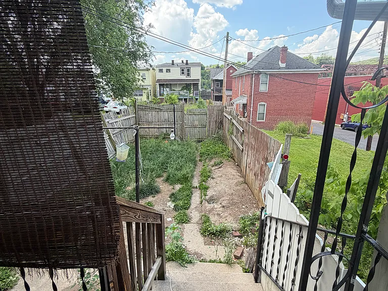 642 Columbia Ave — Photo 9