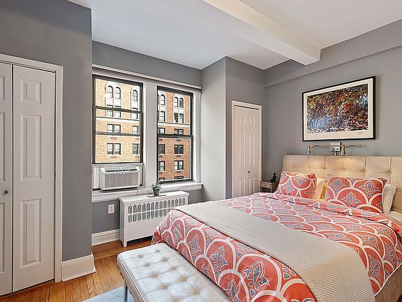 5th image of 40 W 72nd St APT 32