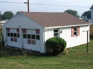 5th image of 1304 S Central Ave