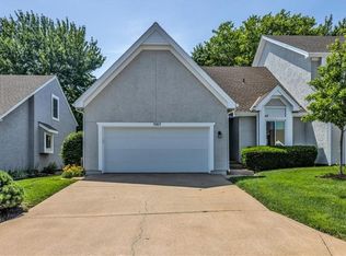 11065 W 98th St, Overland Park, KS 66214
