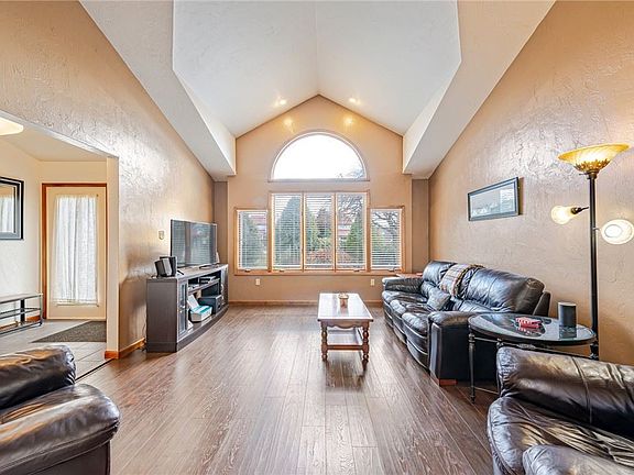 4th image of 502 Casa Vita Dr