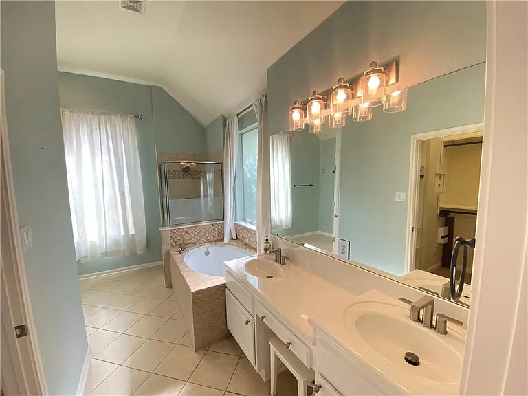 7424 Jaborandi Dr — Photo 15