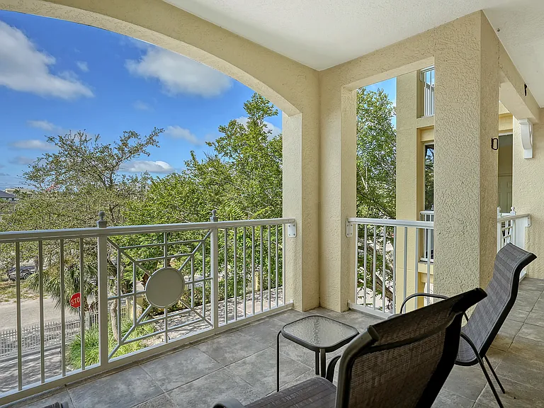 1308 Old Stickney Point Rd #W32 — Photo 53