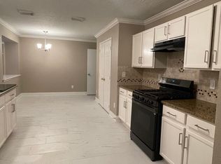 630 Shady Brook Dr, Stafford, TX 77477