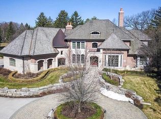 831 Highwood Dr, Bloomfield Hills, MI 48304