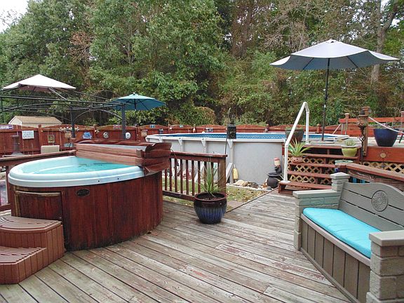 2nd image of 827 Mattmoore Pl