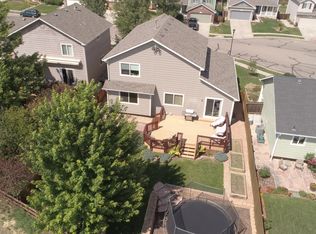 327 Peyton Dr, Fort Collins, CO 80525