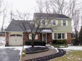 28 Juniper Dr, Doylestown, PA 18901