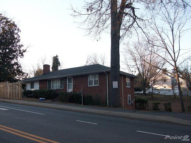 Corner of Shamrock and Cherry- Lower Level