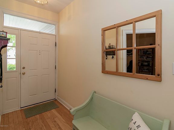 5th image of 35 Skimmer Ln