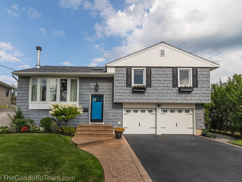 1st image of 437 Bunker Dr