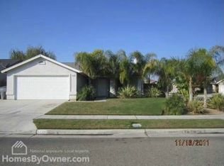 5449 N Cresta Ave, Fresno, CA 93723