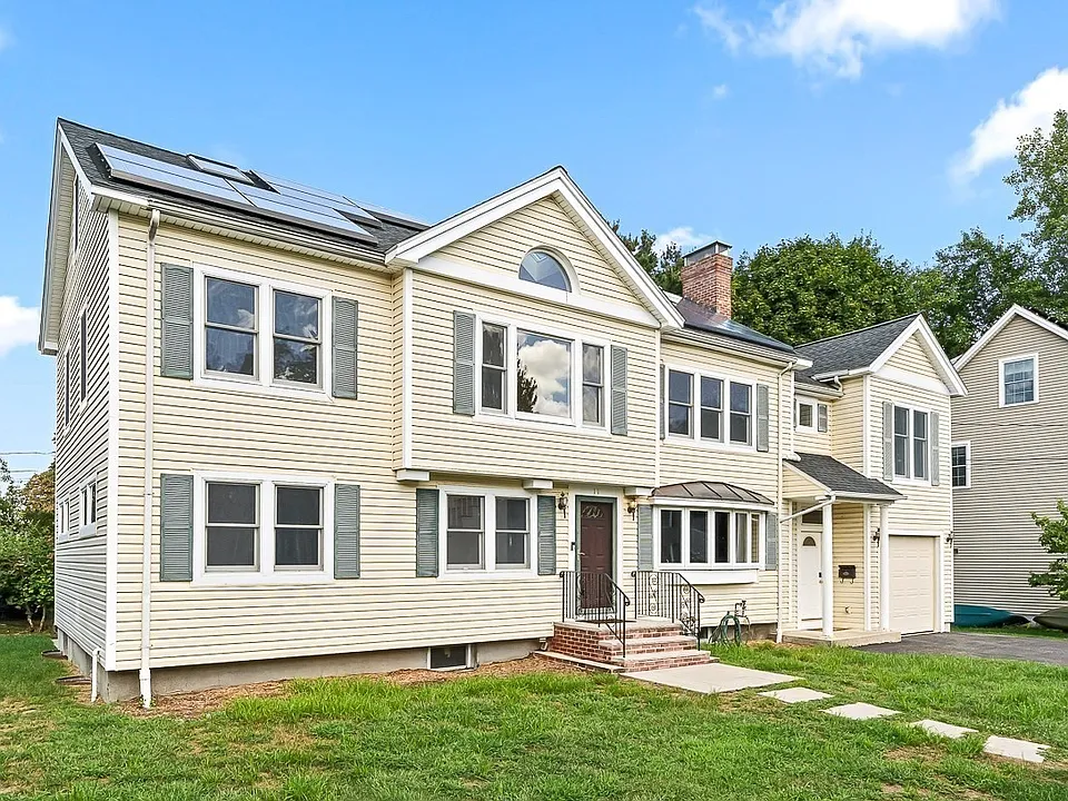 11 Garrison Rd