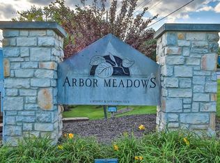 284 Arbor Place Ln, Valley Park, MO 63088