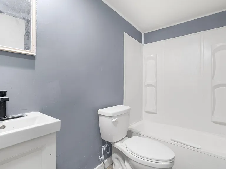60691 Carroll St — Photo 13