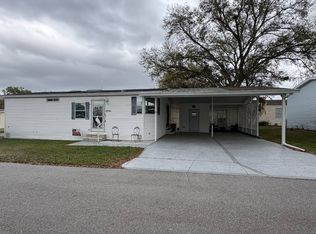 10936 Tumbleweed Dr, Dade City, FL 33525