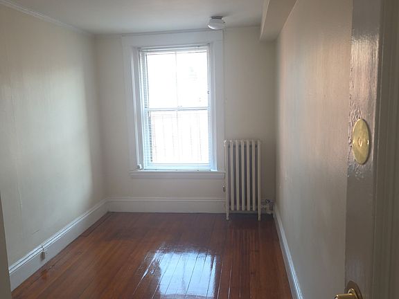 2nd image of 277 Marlborough St APT 4C