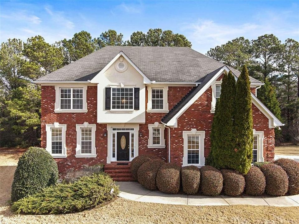 1st image of 2713 Whitecrest Cir SE