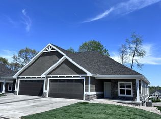 Bellflower Dr UNIT 14, Deforest, WI 53532