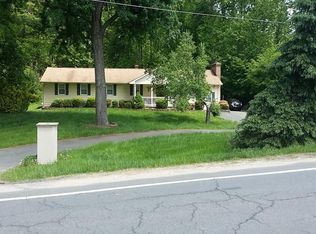 13409 Kahns Rd, Manassas, VA 20112