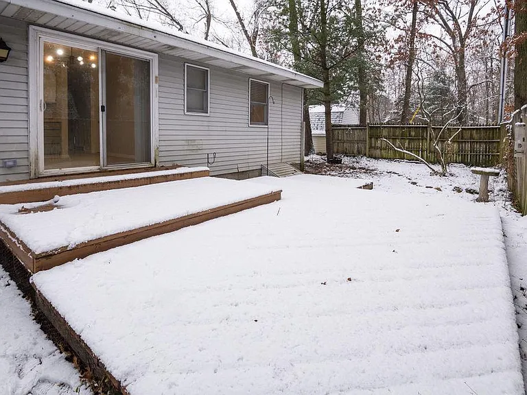 34093 Vauxhill Dr — Photo 23