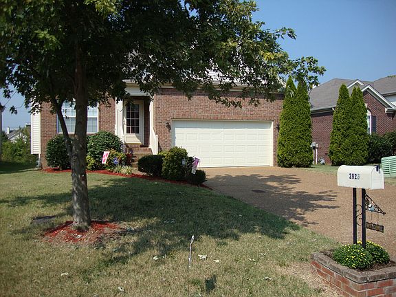 2nd image of 2925 Riverbend Dr
