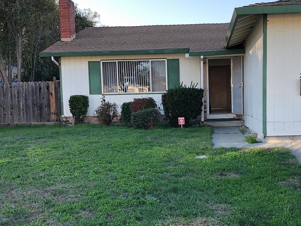 1st image of 2063 Kingfisher Way